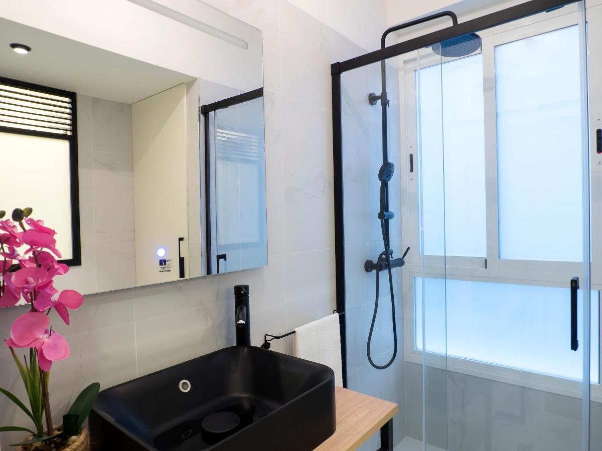 Malagaflat Design Apartment 3 Bedrooms City Centre ภายนอก รูปภาพ