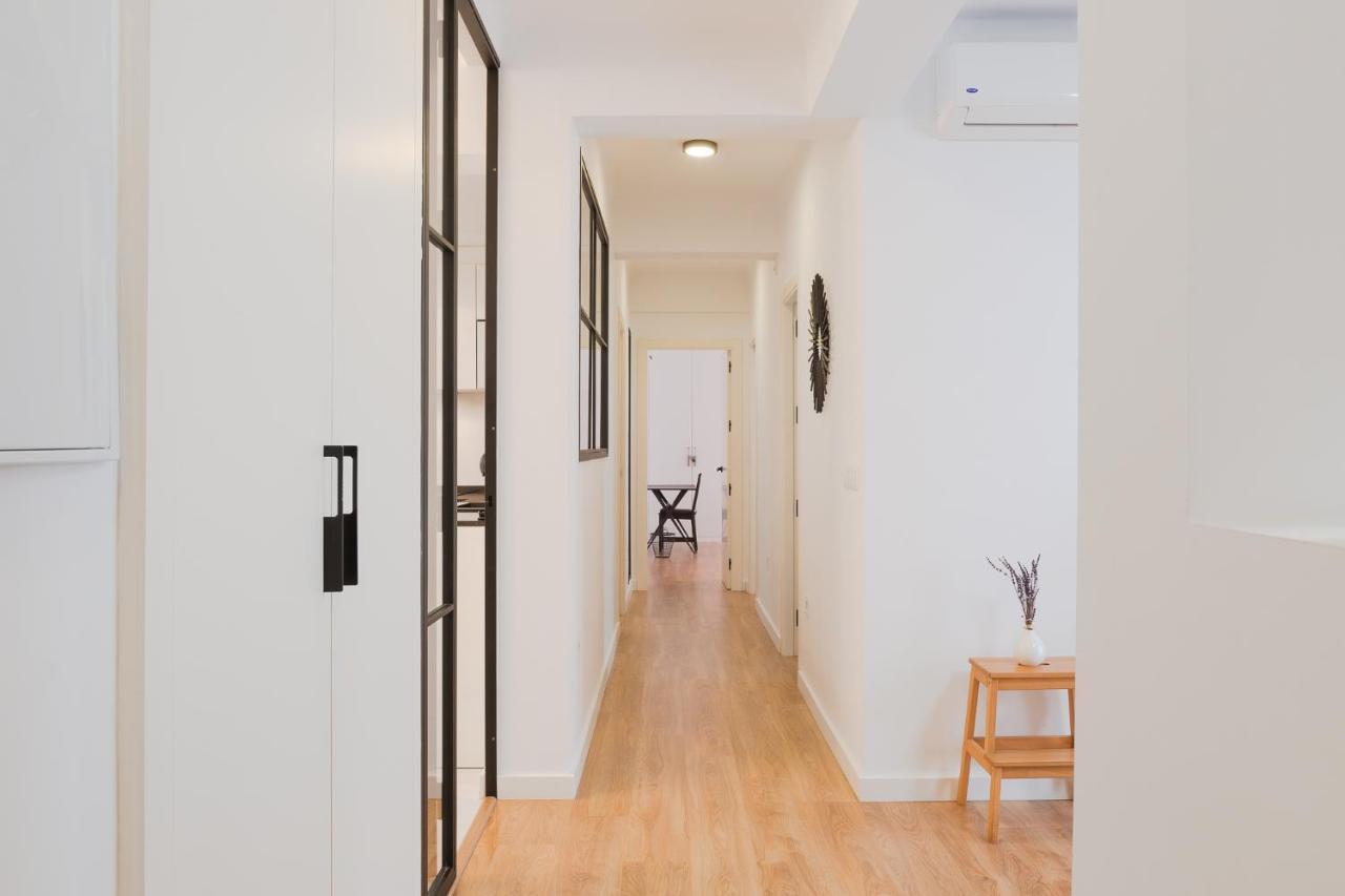 Malagaflat Design Apartment 3 Bedrooms City Centre ภายนอก รูปภาพ