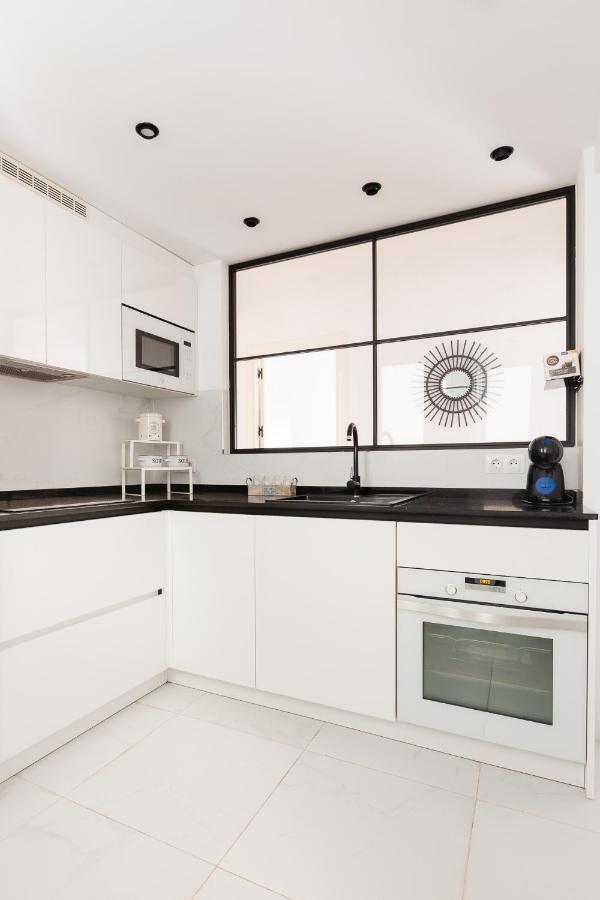 Malagaflat Design Apartment 3 Bedrooms City Centre ภายนอก รูปภาพ